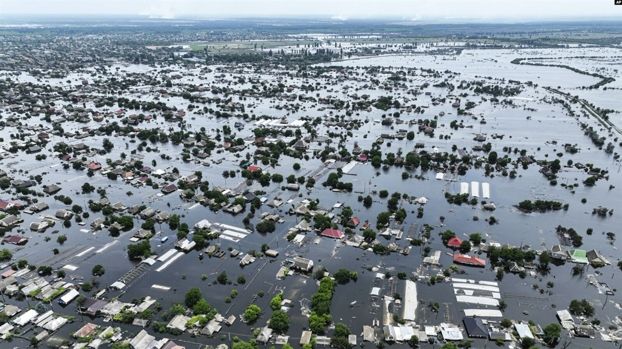 Олешки майже повністю опинилися під водою