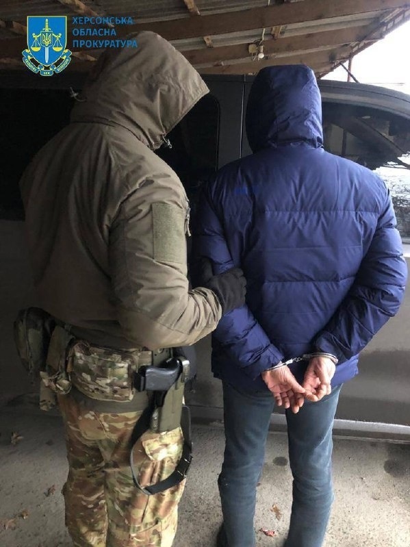 Момент затримання у Херсоні Володимира Пепеля