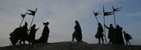 Скульптурна композиція у Тулльні на Дунаї «Зустріч Крімгільд та Етцеля»