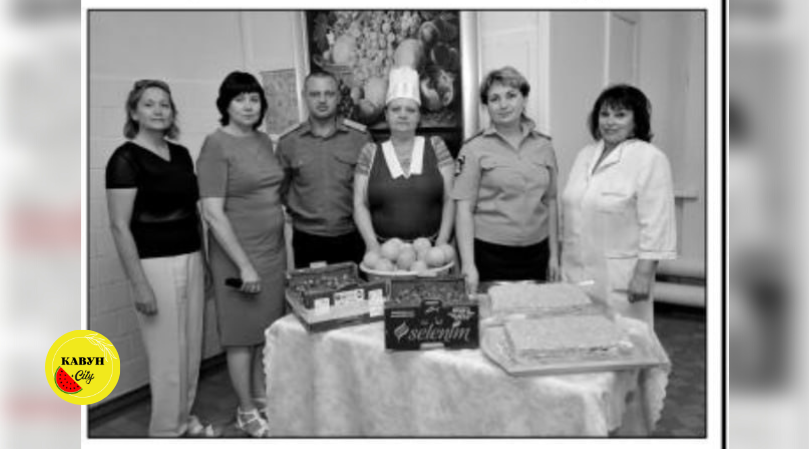 Колаборант Володимир Корянов (по центру)