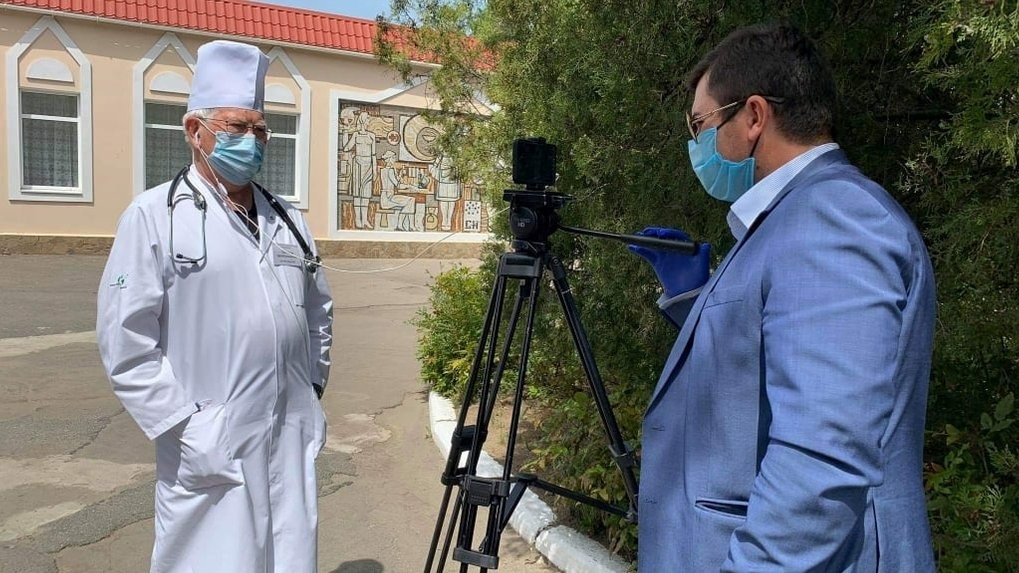 Сергій Панкратов дає інтерв'ю журналісту «Суспільне. Херсон» Антону Коломійцю. 2020 рік