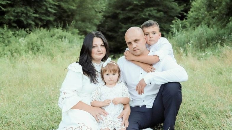 Василь Кордюк з дружиною та дітьми