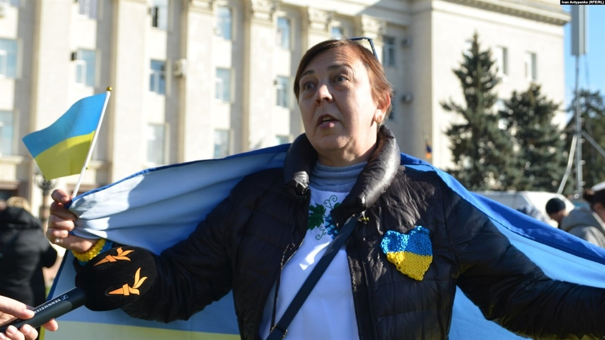 Олена Наумова