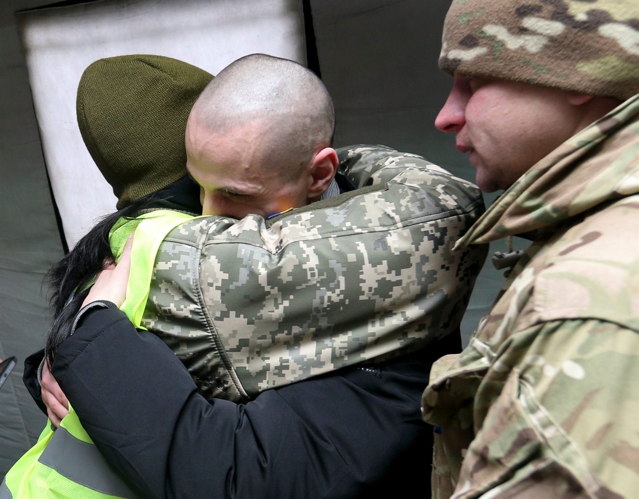 Зустріч звільнених українських бранців