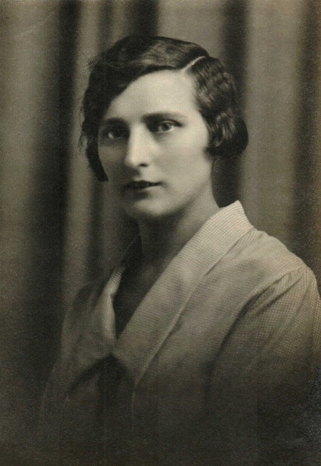 Тереза Алмазова (25.08.1896, м. Харків – після 1929). 