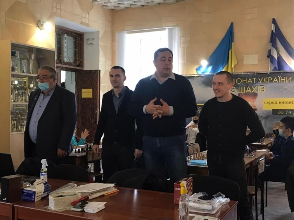 Віталій Богданов (посередині), Олексій Заболотний (праворуч), Віталій Вибранський (ліворуч)