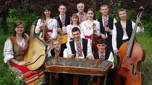 Ансамбль «Венцерада» на чолі з Віктором Кисілем