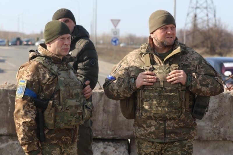 Валерій Залужний та Олександр Сирський під час битви за Київ. 16 березня 2022 р.
