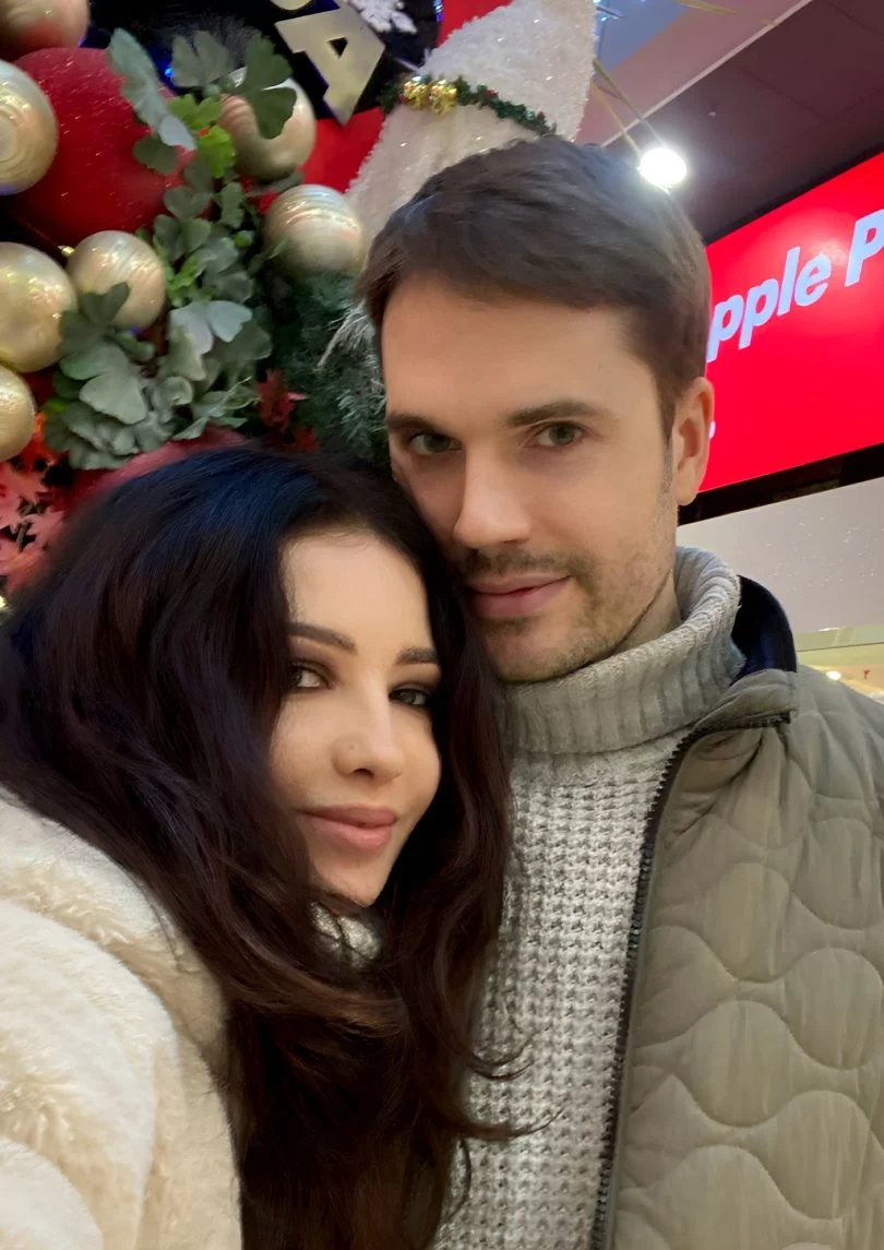 Співачка Лама та її коханий Роман