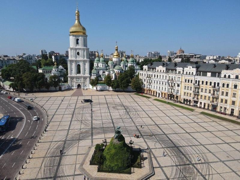 Стан площі після рекламного дрифту
