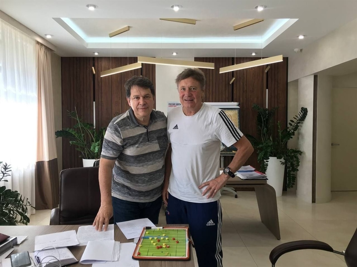 Кобець і Шевченко в кабінеті Ігоря Колихаєва в Херсоні у 2022 році