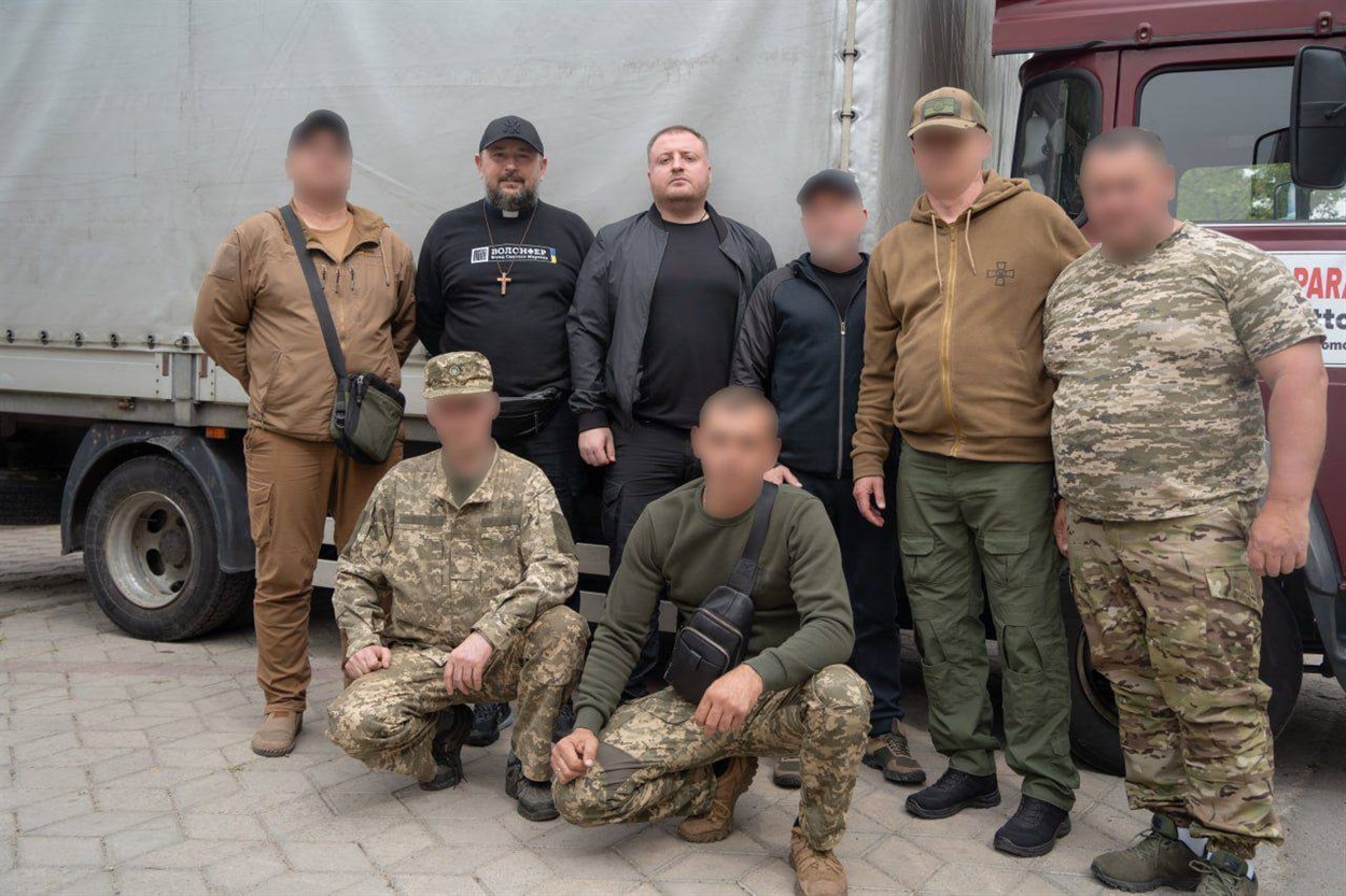 Роман Мрочко разом із військовими