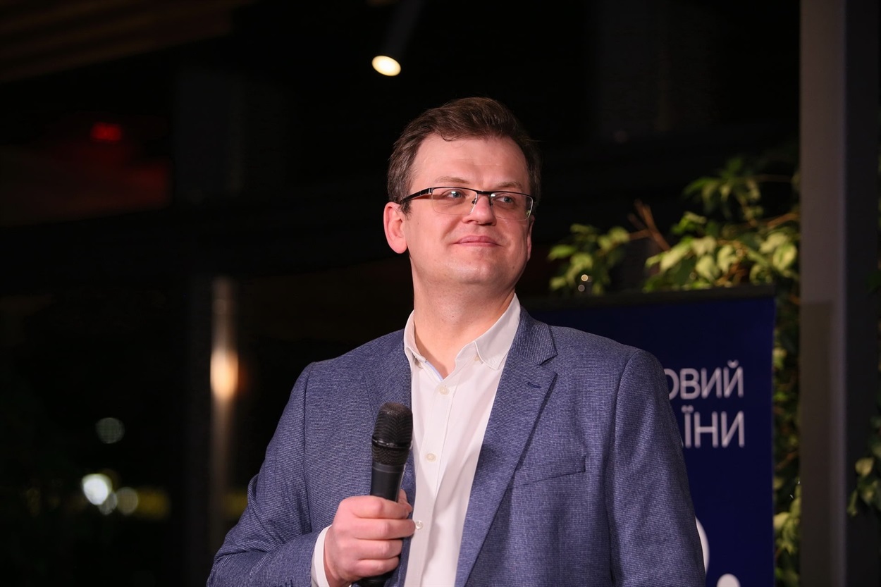 Максим Бівораш