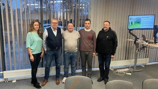Руслан Русаль (посередині) з візитом до Естонії