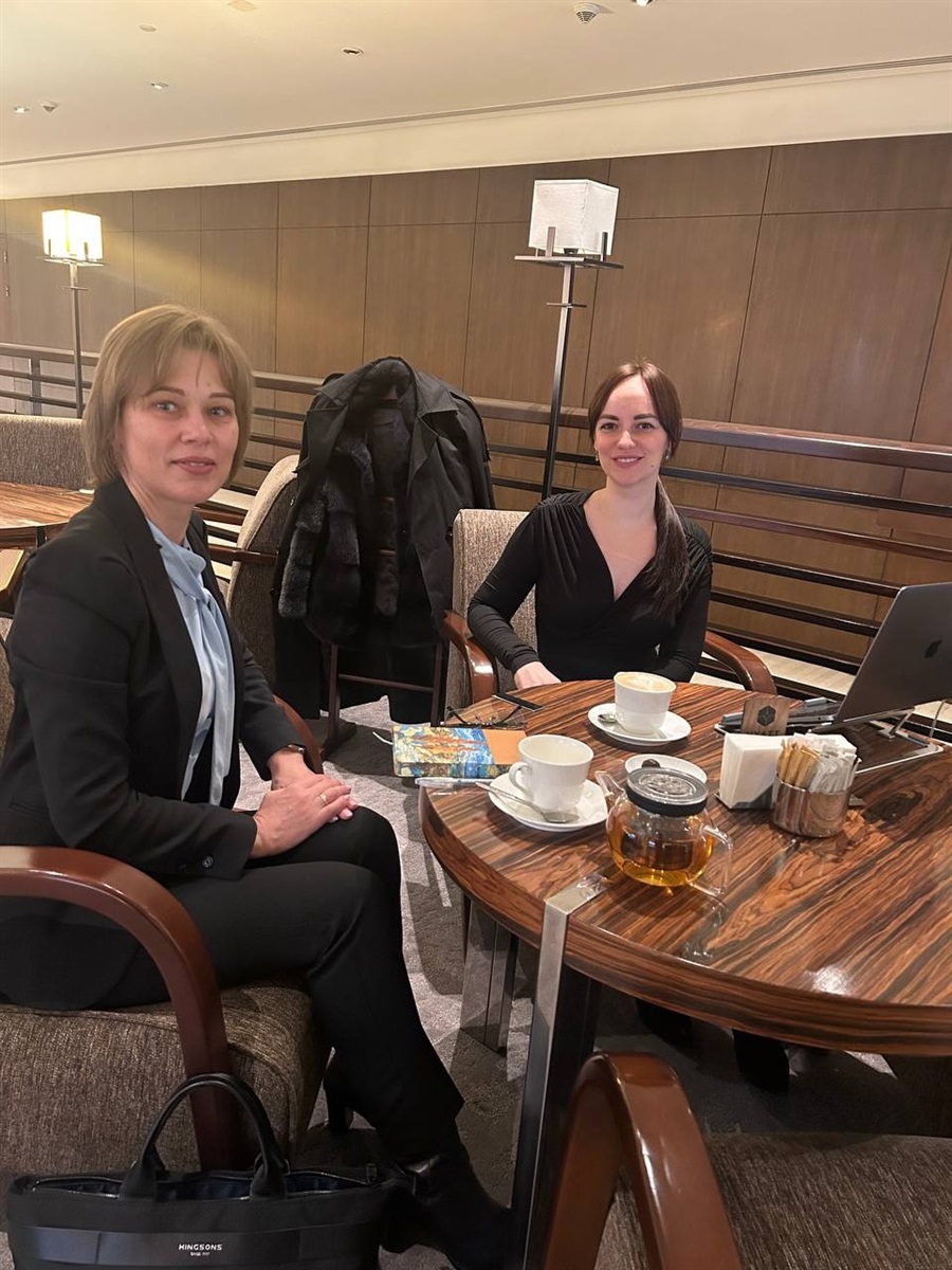  Iryna Nikolaieva and Inna