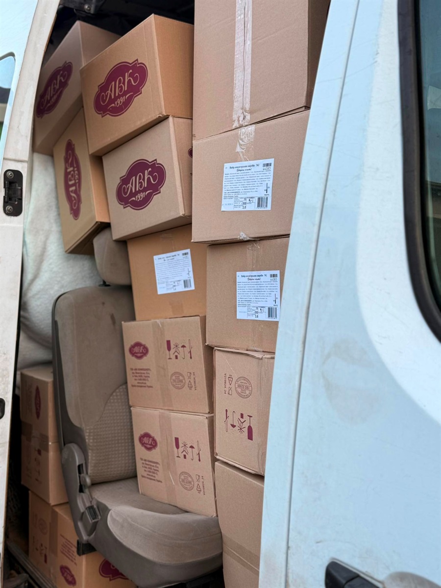 Подарунки дітям військових від Миколи Томенка