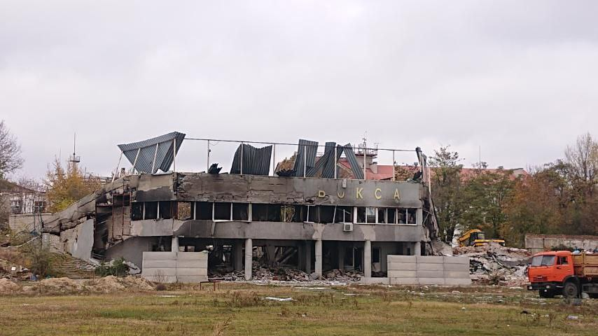 Стадіон «Спартак» у Херсоні та школа боксу росіяни після окупації у 2022 році 