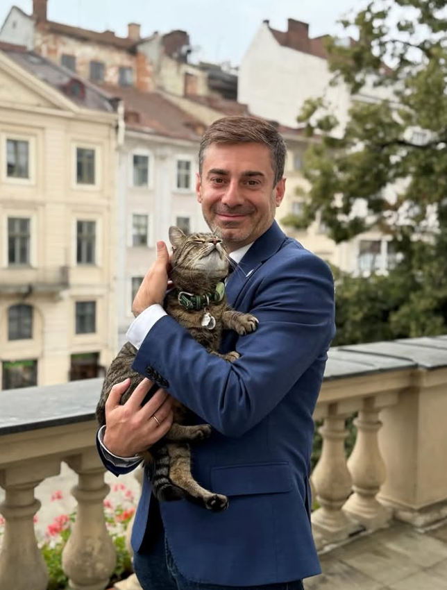 Левчик разом із Дмитром Лубінцем