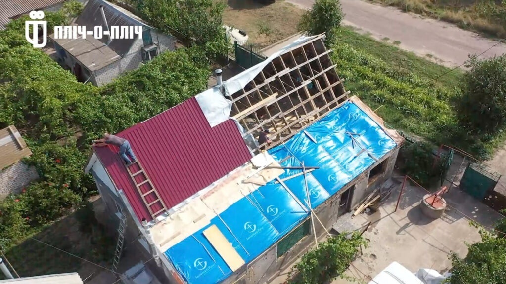 Будівельники зі Львівської області взяли під свою опіку 3 села на Херсонщині