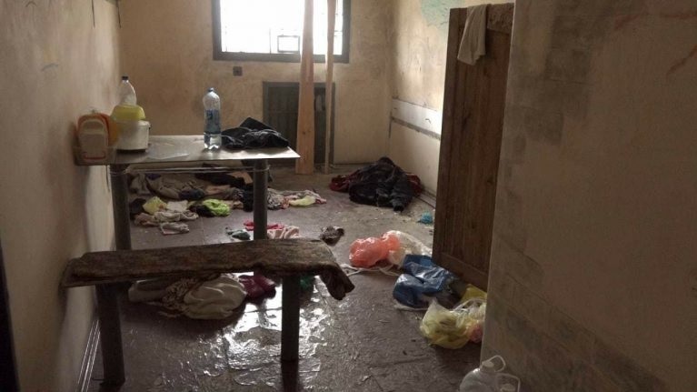 Розграбована окупантами камера, в якій утримували Анжелу Слободян